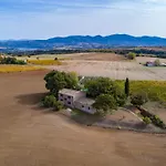 Casale Le Tre Querce 8&1, Emma Orvieto