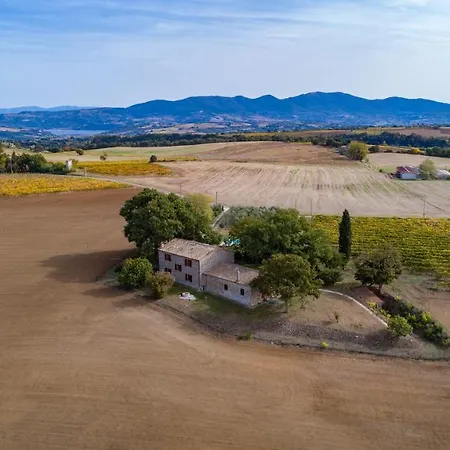 Casale Le Tre Querce 8&1, Emma Орвието