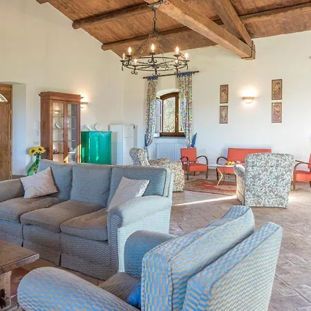 Casale Le Tre Querce 8&1, Emma Orvieto