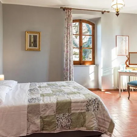 Casale Le Tre Querce 8&1, Emma Villa *