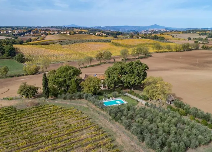 Casale Le Tre Querce 8&1, Emma * أورفييتو