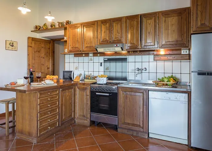 빌라 Casale Le Tre Querce 8&1, Emma *