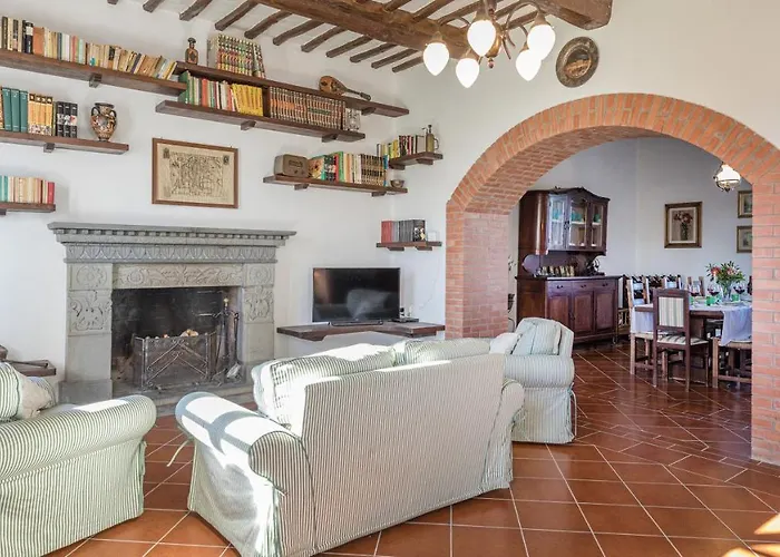 فيلة Casale Le Tre Querce 8&1, Emma *